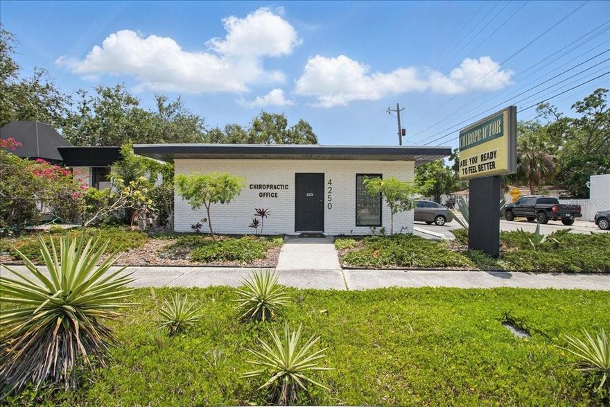 Incredible medical office opportunity located in Tampa's most exclusive zip code! This property includes an active well established chiropractic business, massage room and an income producing med room rental. This property has a new roof and many more upgrades. This medical office is perfect for an office, chiropractic, dental, dermatology and or a med spa. Property has 6 plus parking spots and is ready for a new owner! Please DO NOT go to property without scheduling an appointment. Thank you