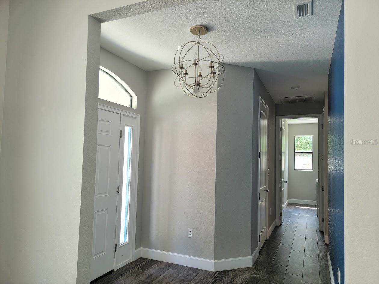 NORTH PORT CHARLOTTE ESTATES - Residential