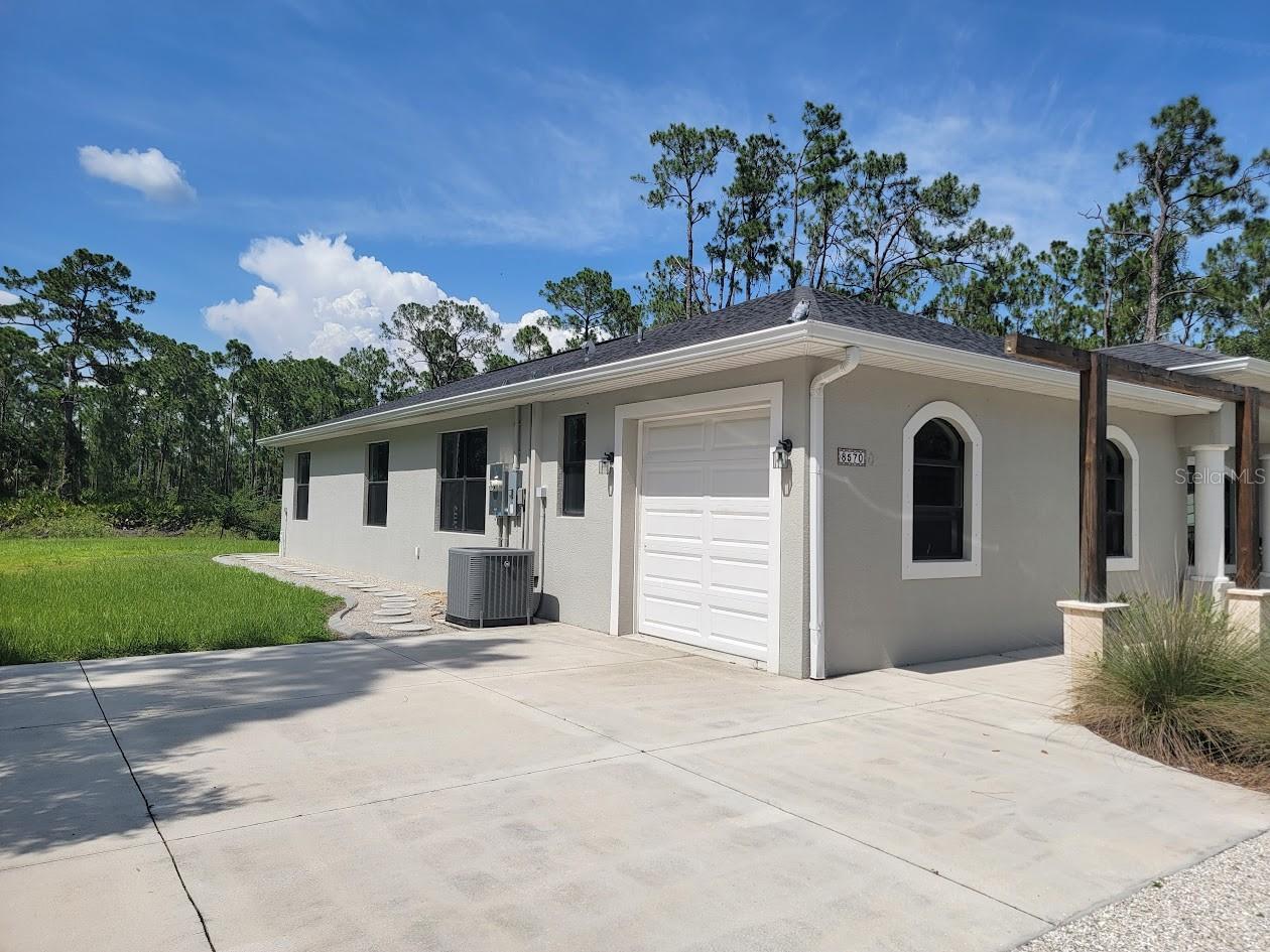 NORTH PORT CHARLOTTE ESTATES - Residential