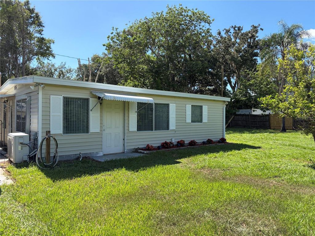 Photo of 504 5th Street, Valrico, FL 33594 (MLS # TB8522285)
