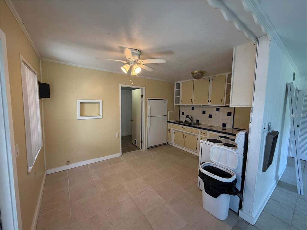 Photo of 504 5th Street, Valrico, FL 33594 (MLS # TB8522285)