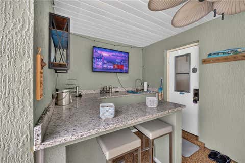 Tiny photo for 54 Hickory Loop, Ocala, FL 34472 (MLS # GC542227)