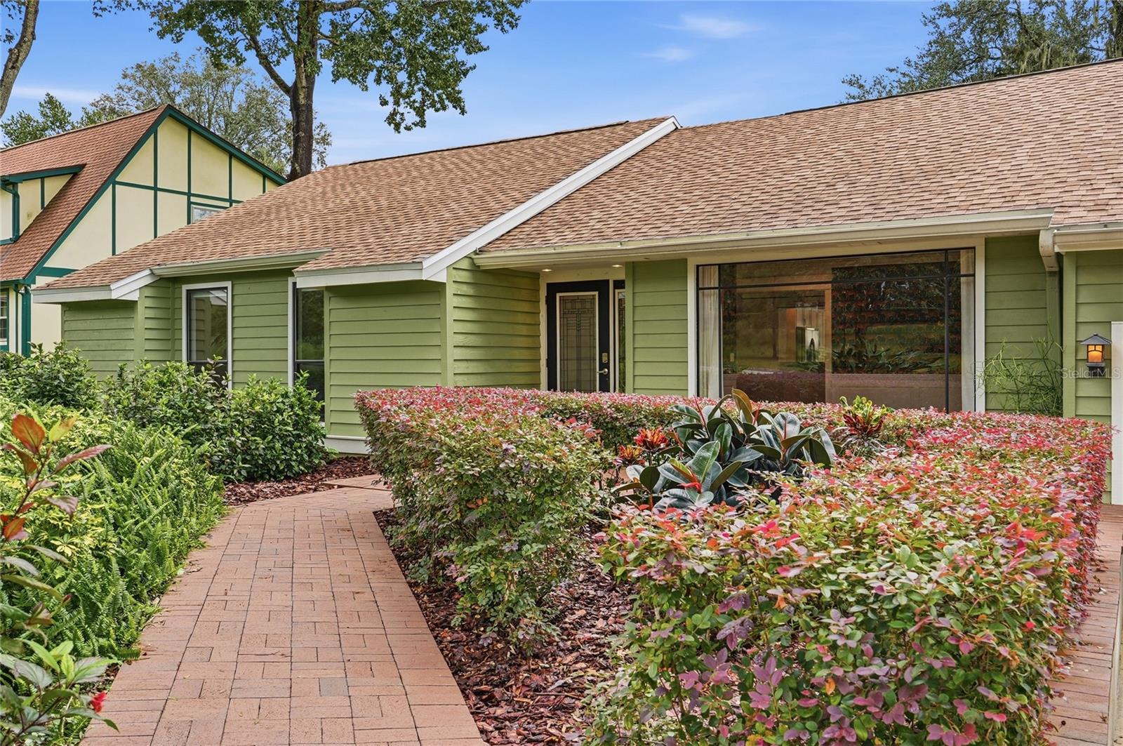 828 BROOKWOOD DRIVE