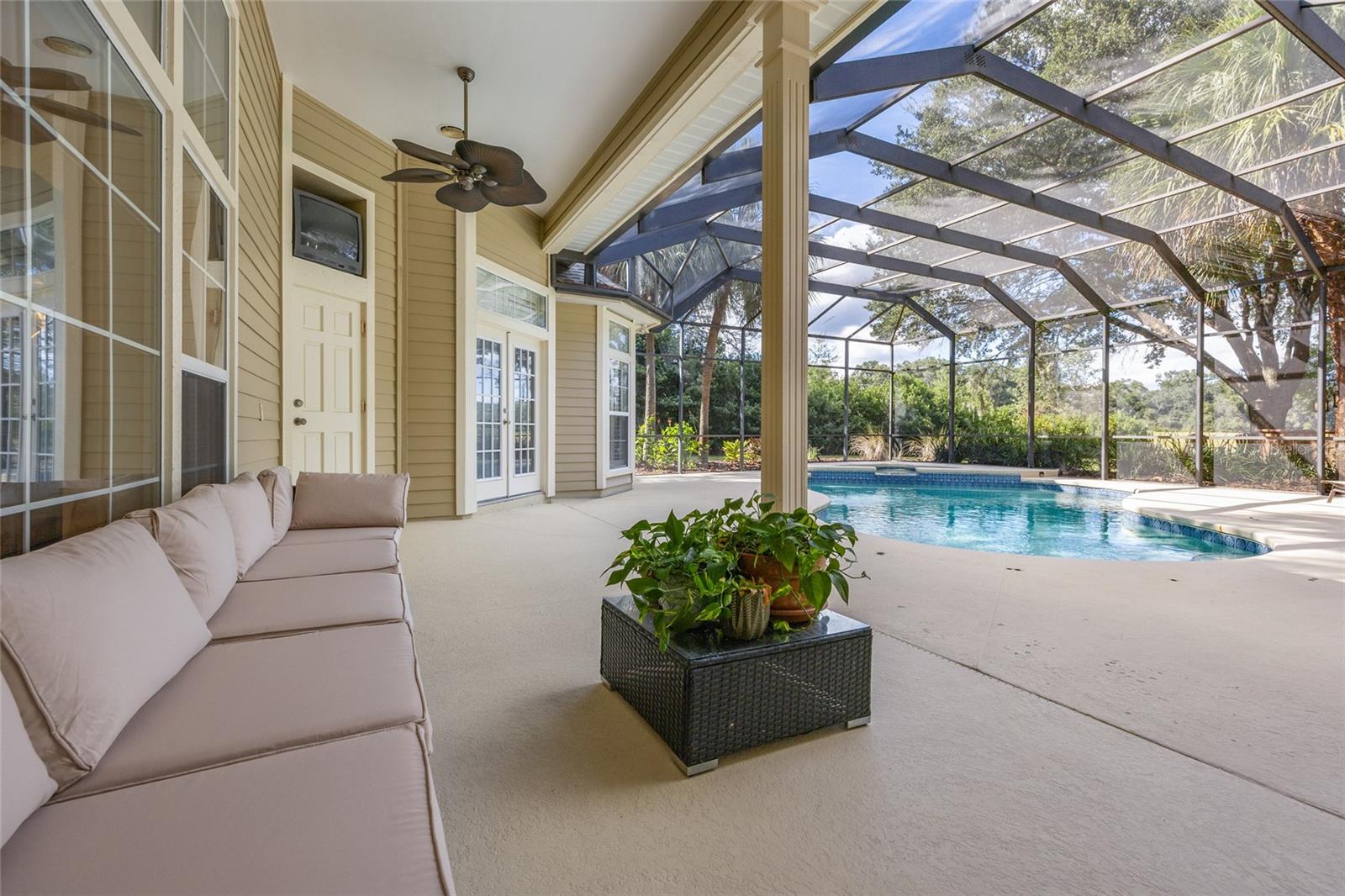 STEEPLECHASE FARMS - Residential