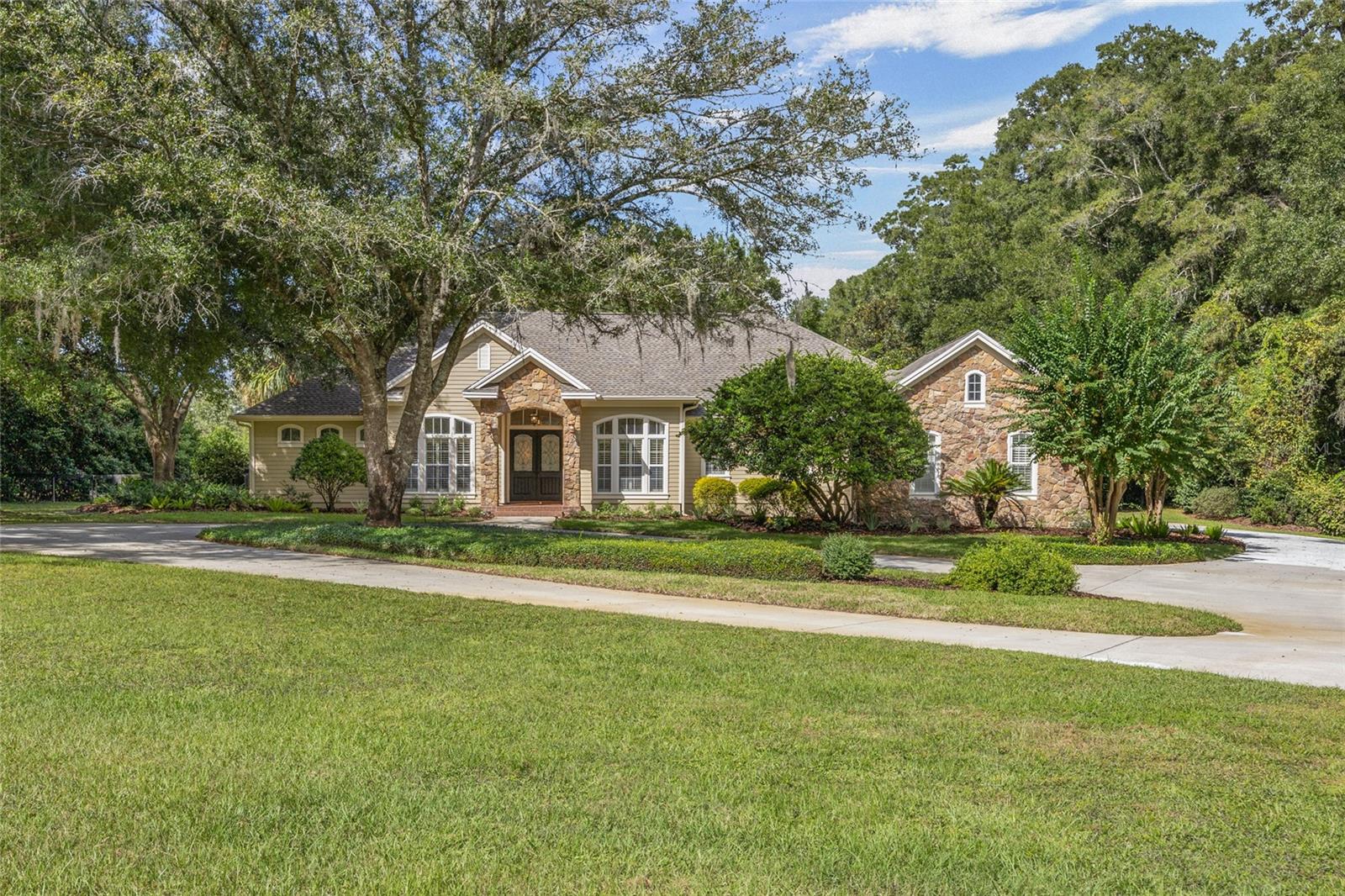 STEEPLECHASE FARMS - Residential