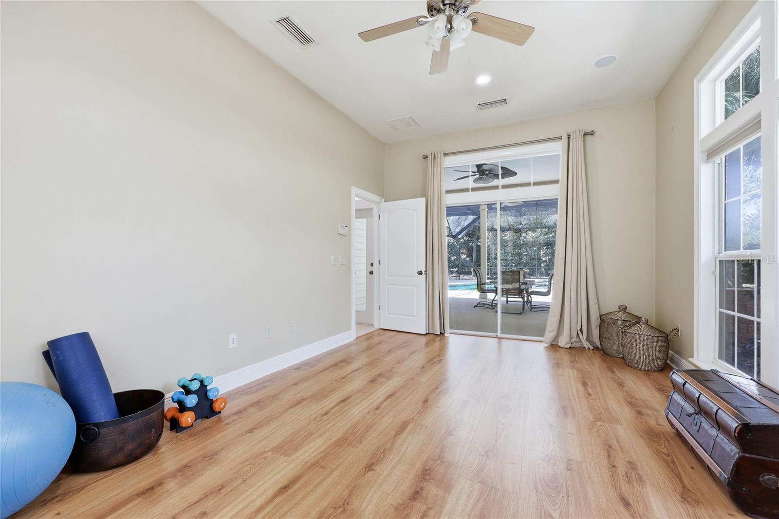 STEEPLECHASE FARMS - Residential