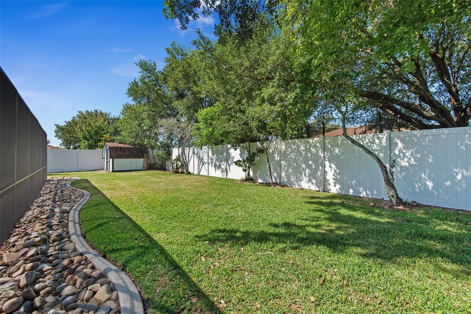 04 FAIRWAYS - Residential