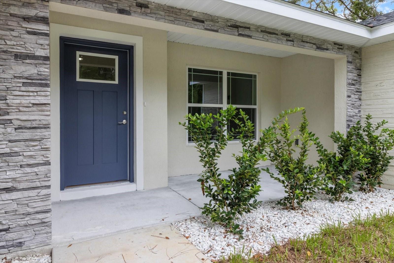 573 E CALDWELL DRIVE