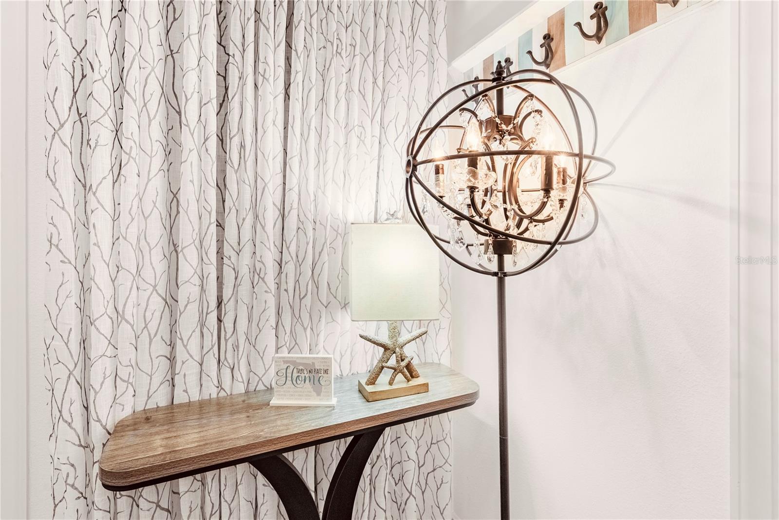 1350 GREENFIELD LOOP