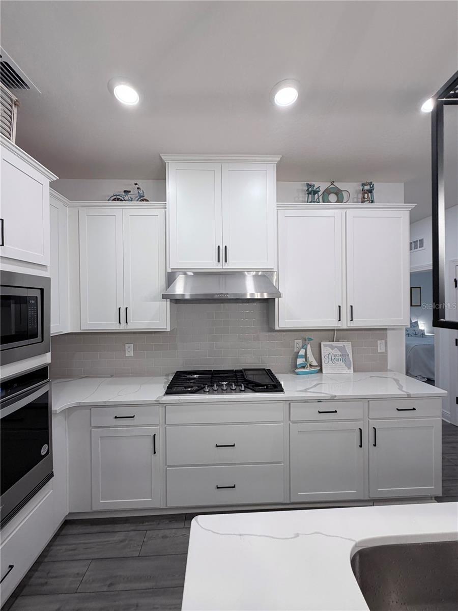 1350 GREENFIELD LOOP