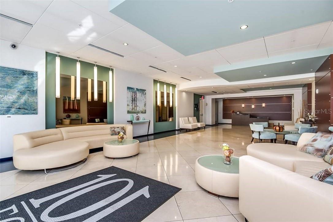 101 EOLA CONDOMINIUM - Residential Lease