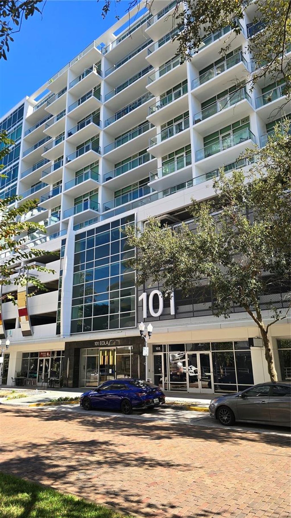 Photo of 101 S Eola Drive #621, Orlando, FL 32801 (MLS # O6363810)