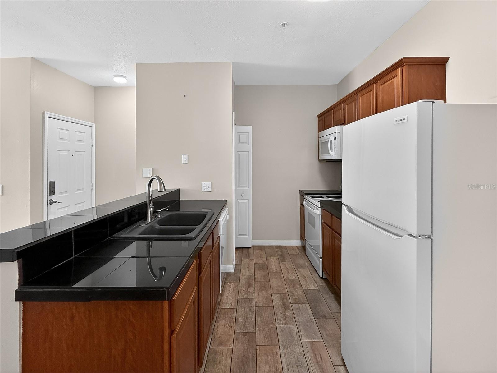 THE PROMENADE AT TAMPA PALMS A - Residential