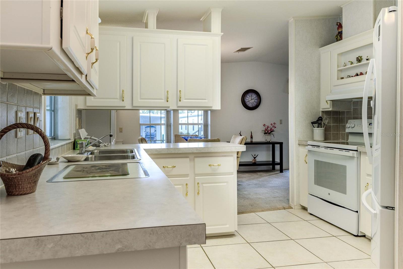 MAPLE LEAF ESTATES - Residential