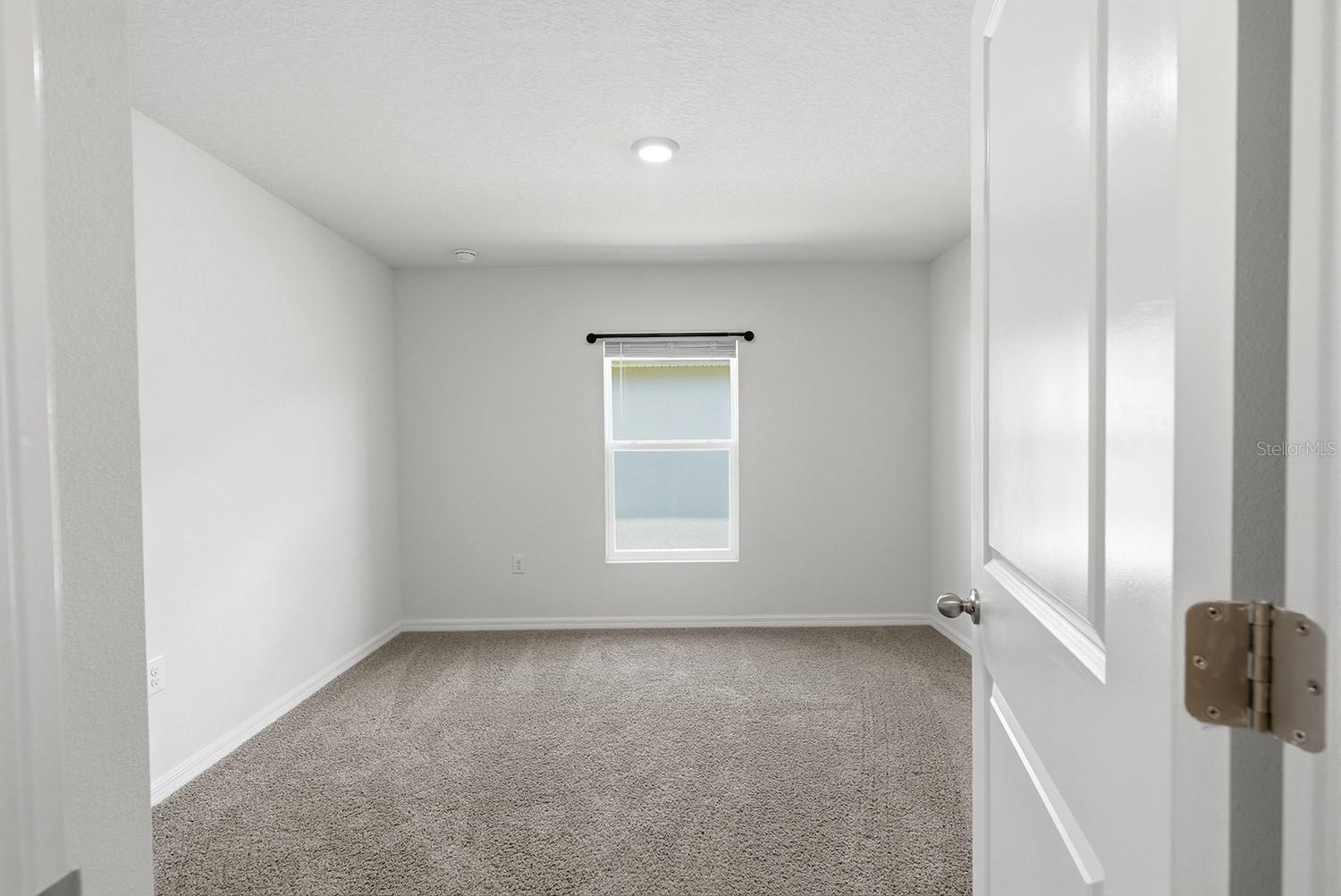 BARRINGTON/STERLING HILL - Residential Lease