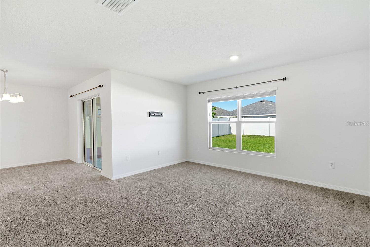 BARRINGTON/STERLING HILL - Residential Lease