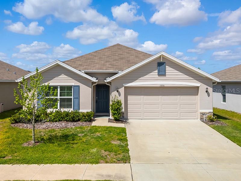 BARRINGTON/STERLING HILL - Residential Lease