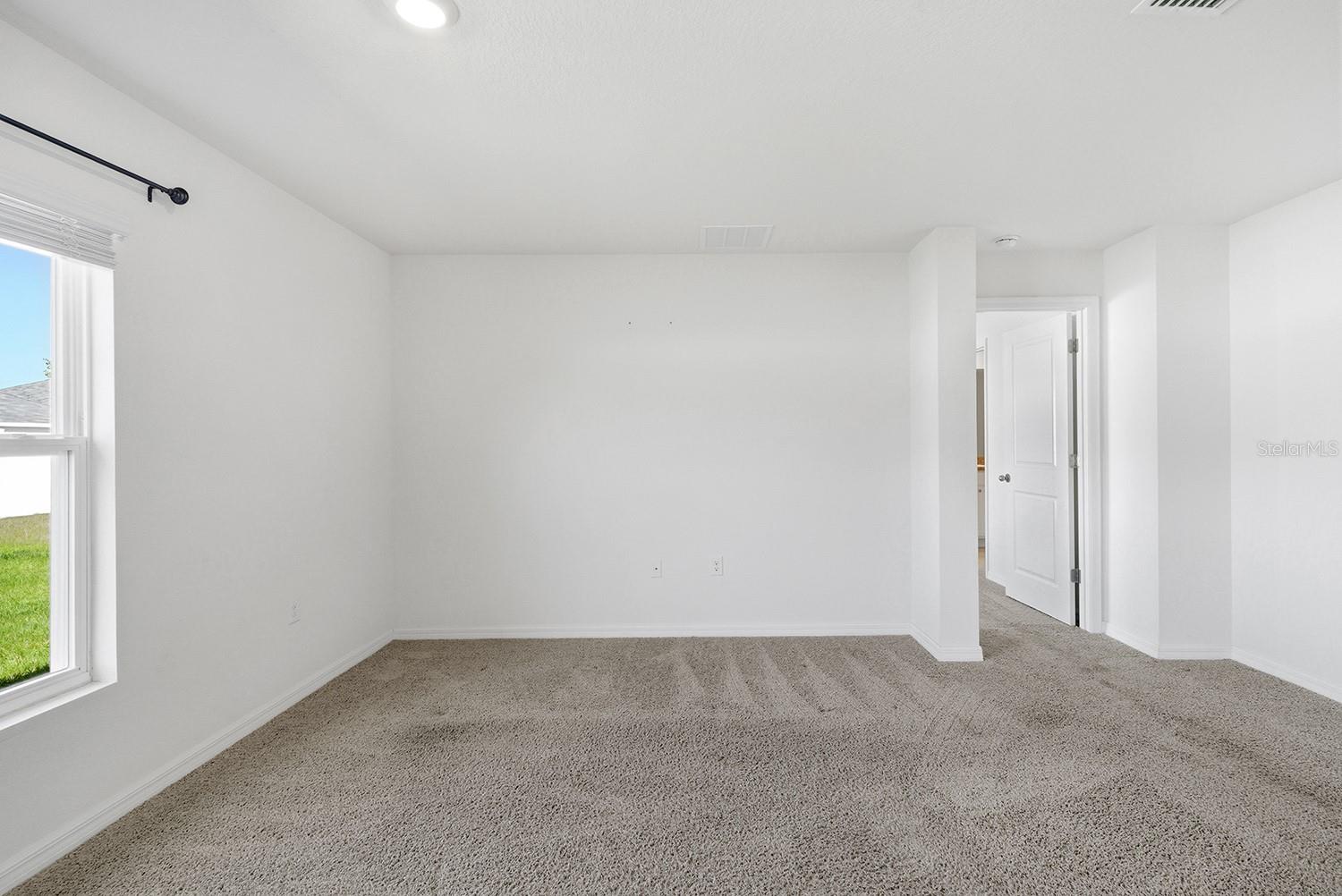 BARRINGTON/STERLING HILL - Residential Lease
