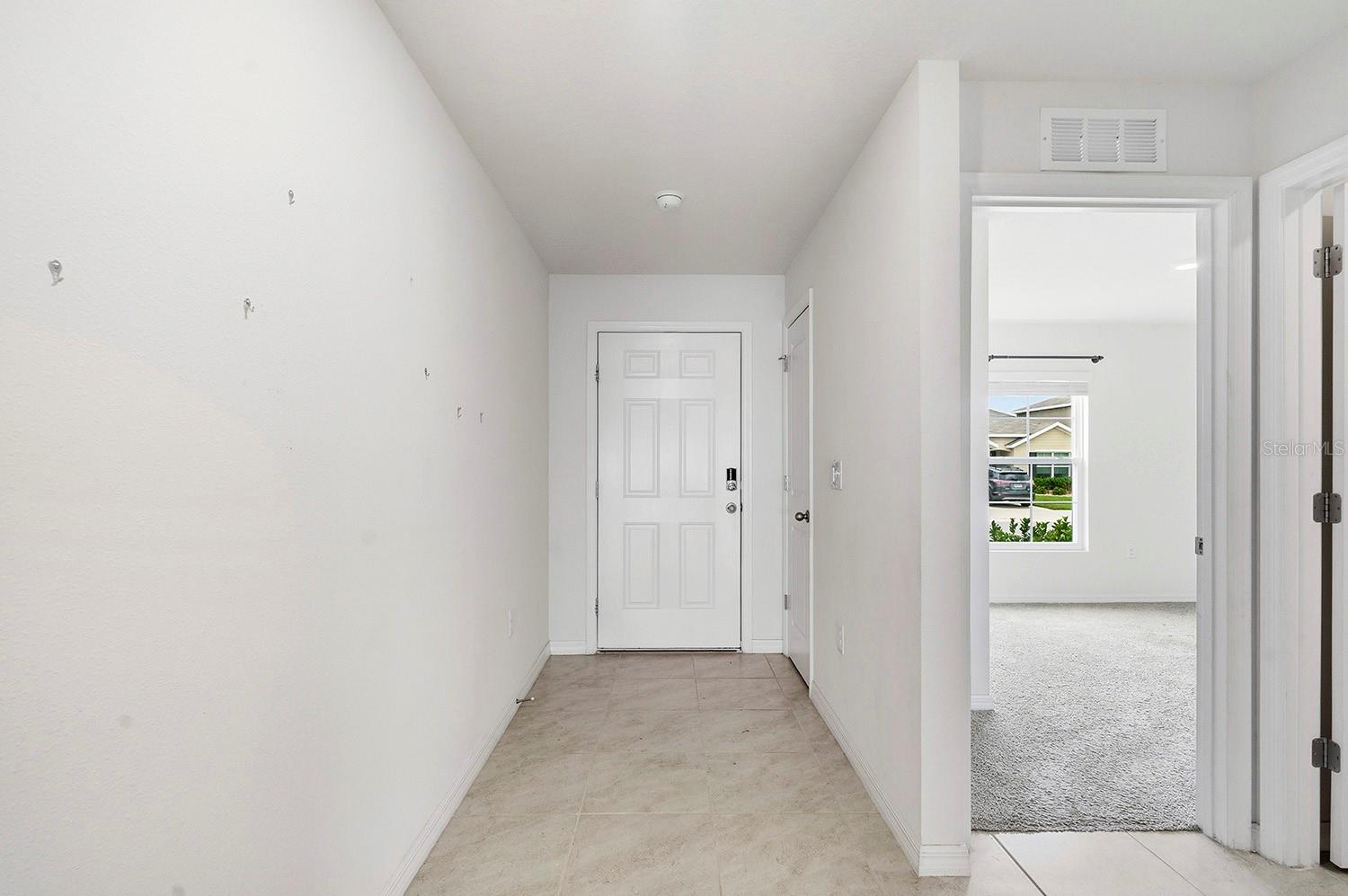 BARRINGTON/STERLING HILL - Residential Lease