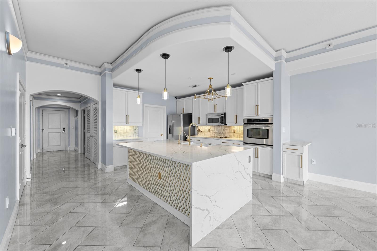 509 W BAY STREET 305