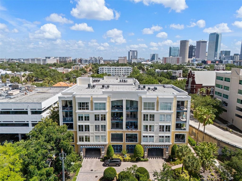 Photo of 509 W Bay Street #305, Tampa, FL 33606 (MLS # TB8512145)