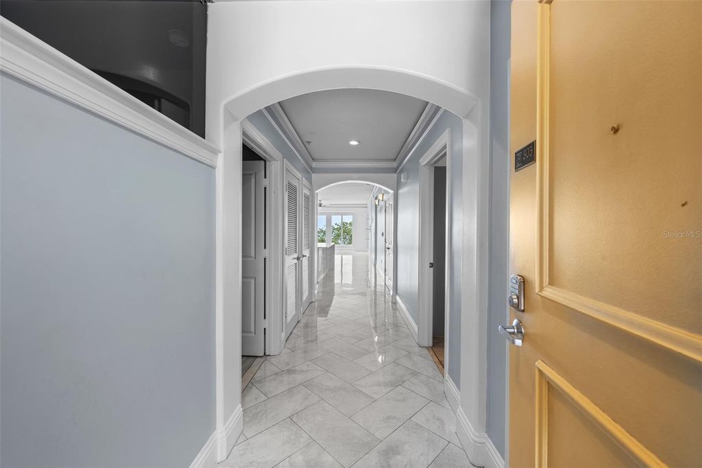 Photo of 509 W Bay Street #305, Tampa, FL 33606 (MLS # TB8512145)