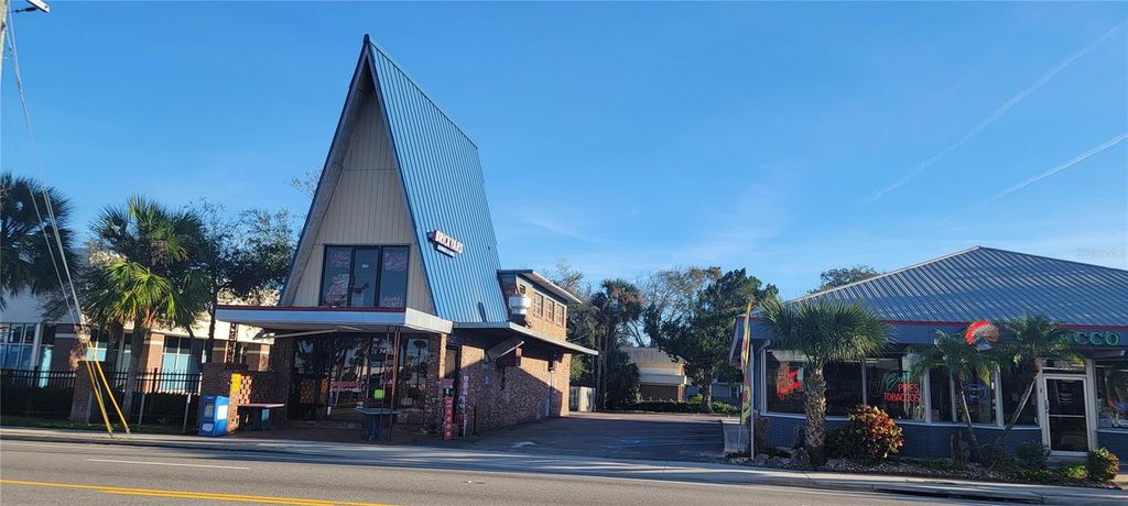 Photo of 747 W International Speedway Boulevard, Daytona Beach, FL 32114 (MLS # V4945219)