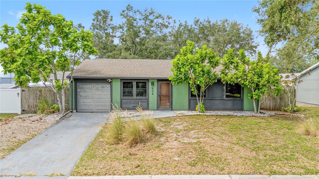Photo of 608 Timber Bay Circle E, Oldsmar, FL 34677 (MLS # TB8562343)