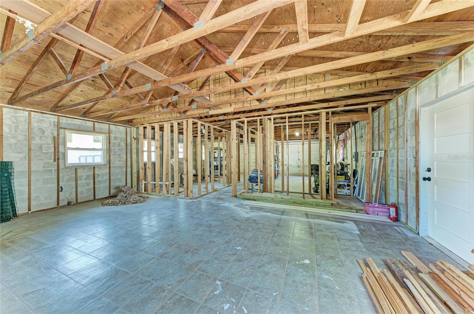 MAGEE PLACE - Residential