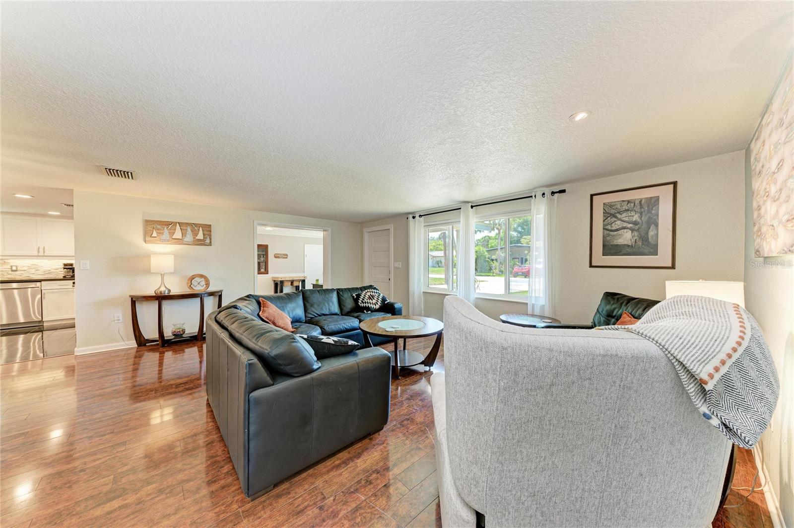 MAGEE PLACE - Residential