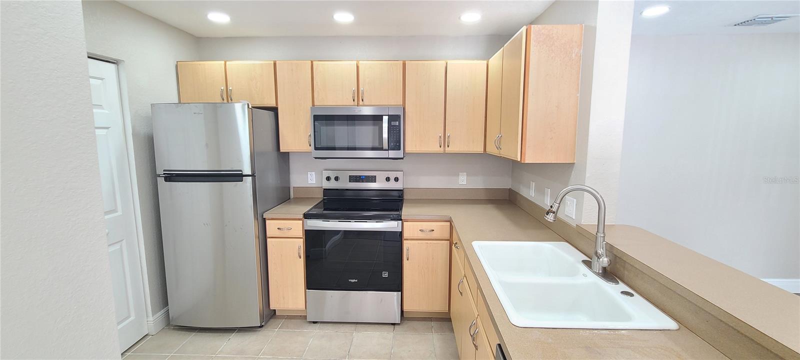 VILLAGGIO ON LAKES - Residential