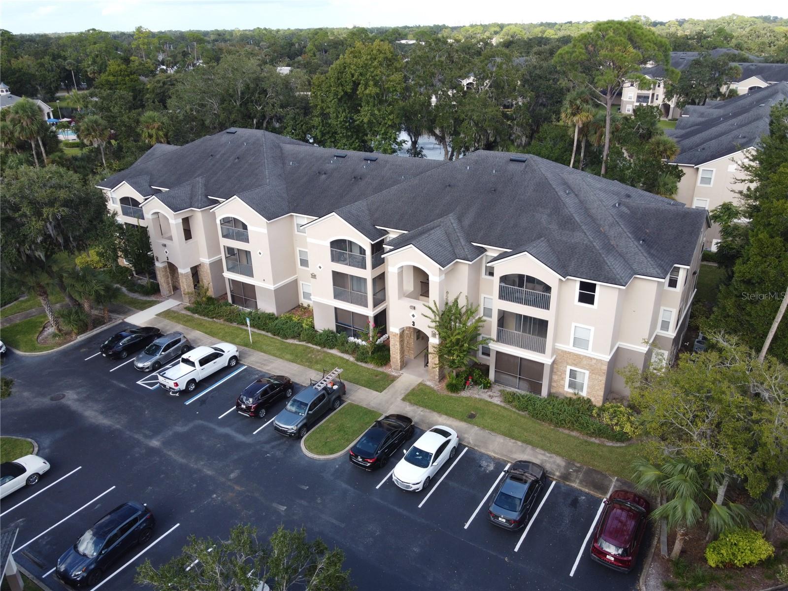 VILLAGGIO ON LAKES - Residential