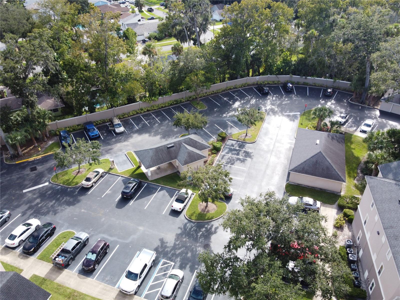 VILLAGGIO ON LAKES - Residential