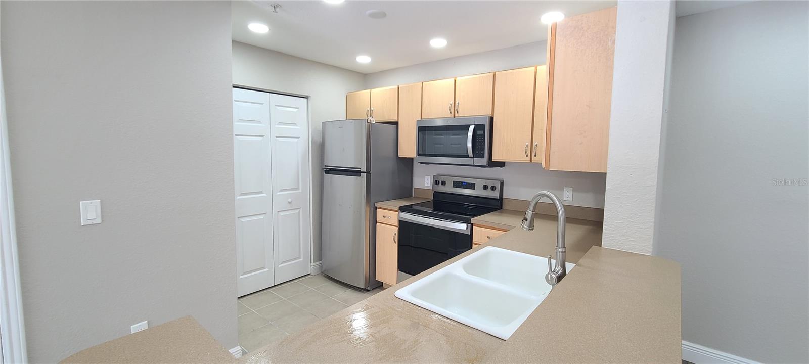 VILLAGGIO ON LAKES - Residential