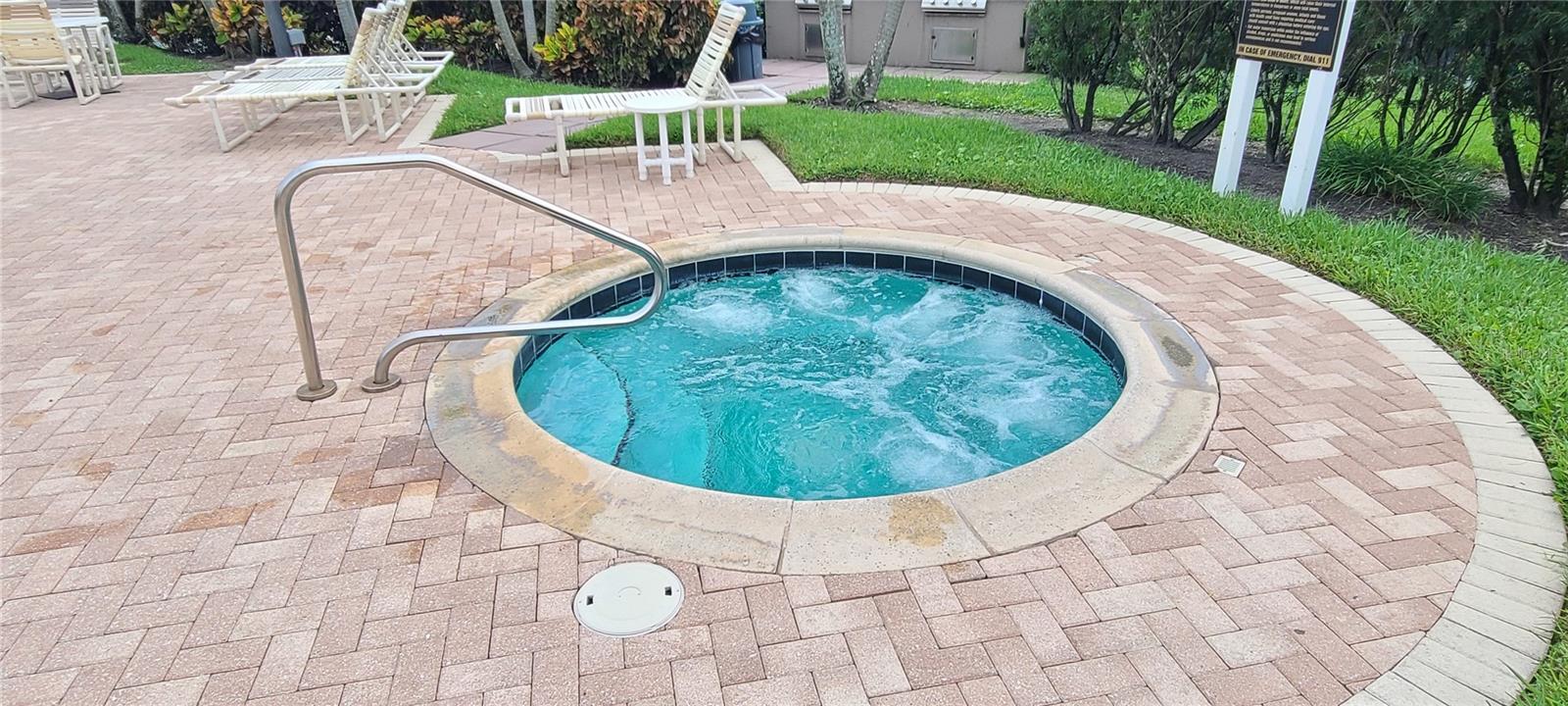 VILLAGGIO ON LAKES - Residential