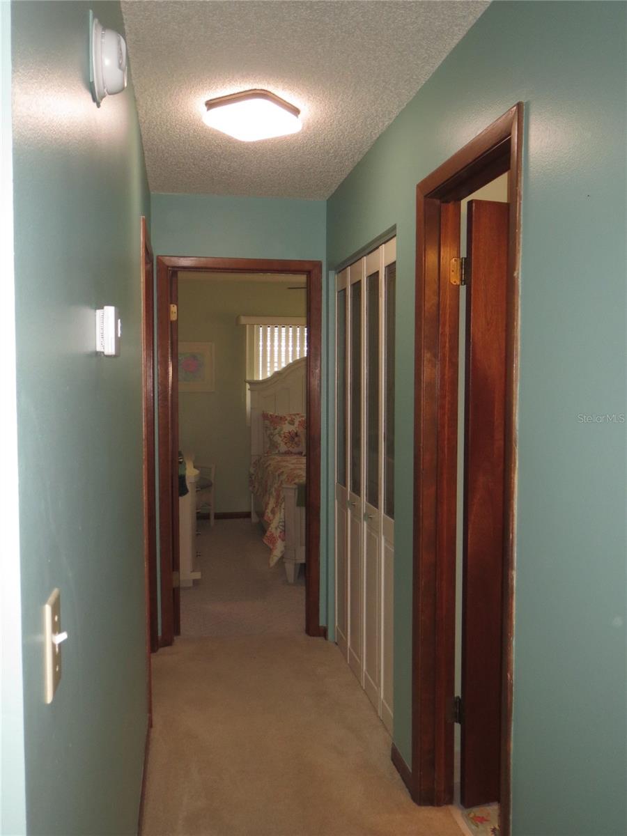 PALM CAY - Residential