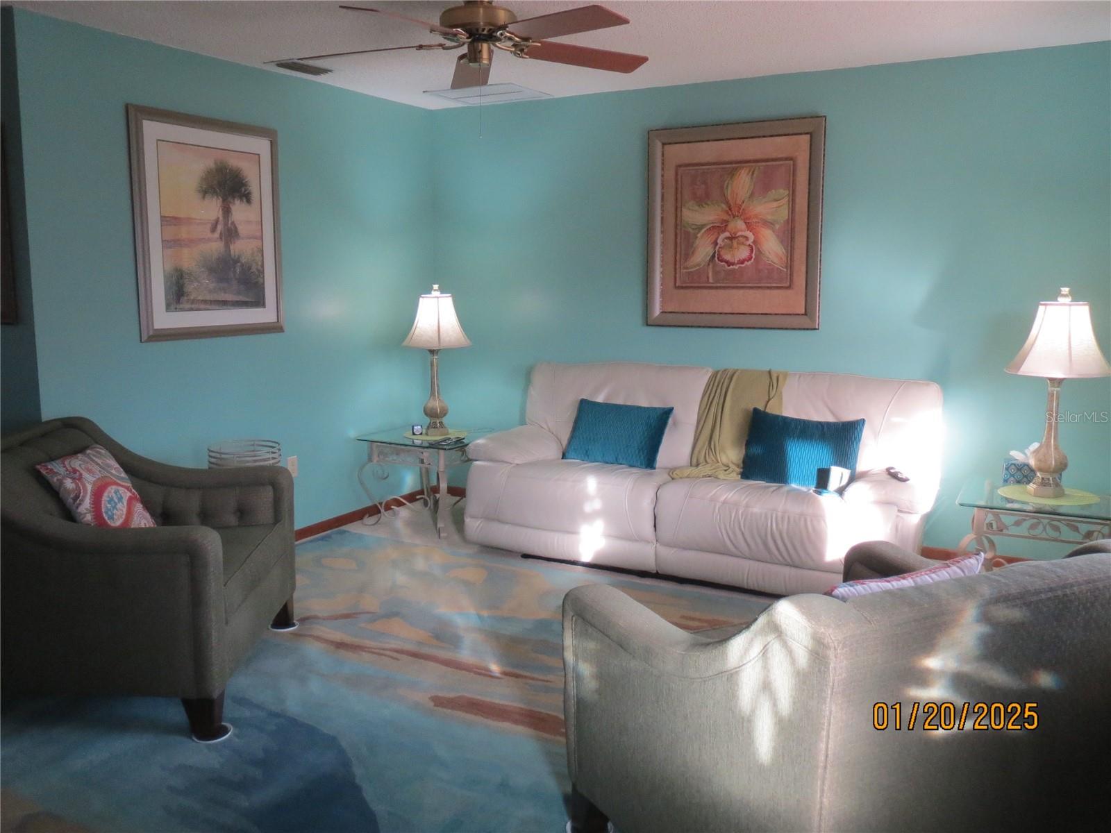 PALM CAY - Residential