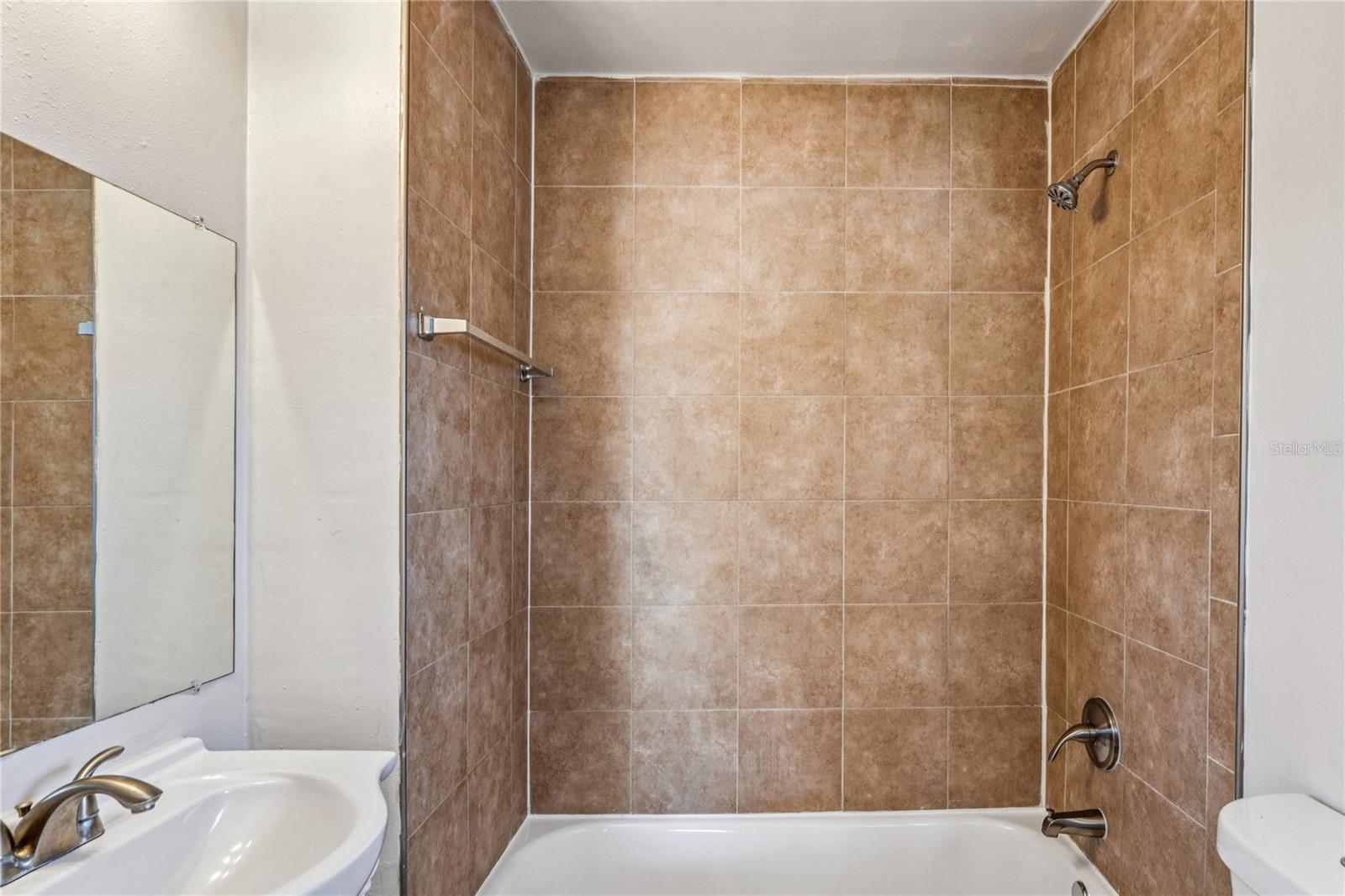 BRENTWOOD ESTATES - Residential