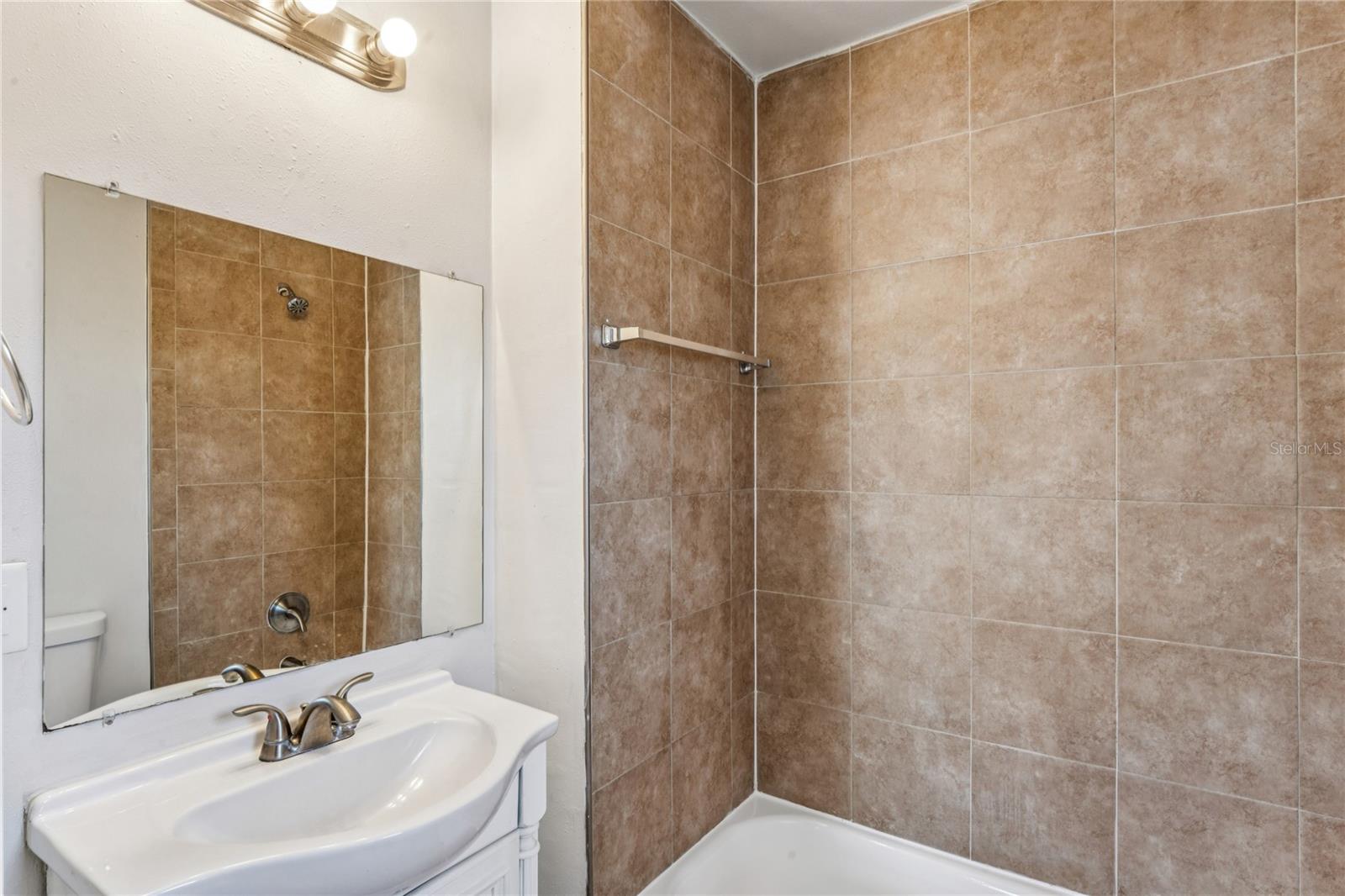 BRENTWOOD ESTATES - Residential