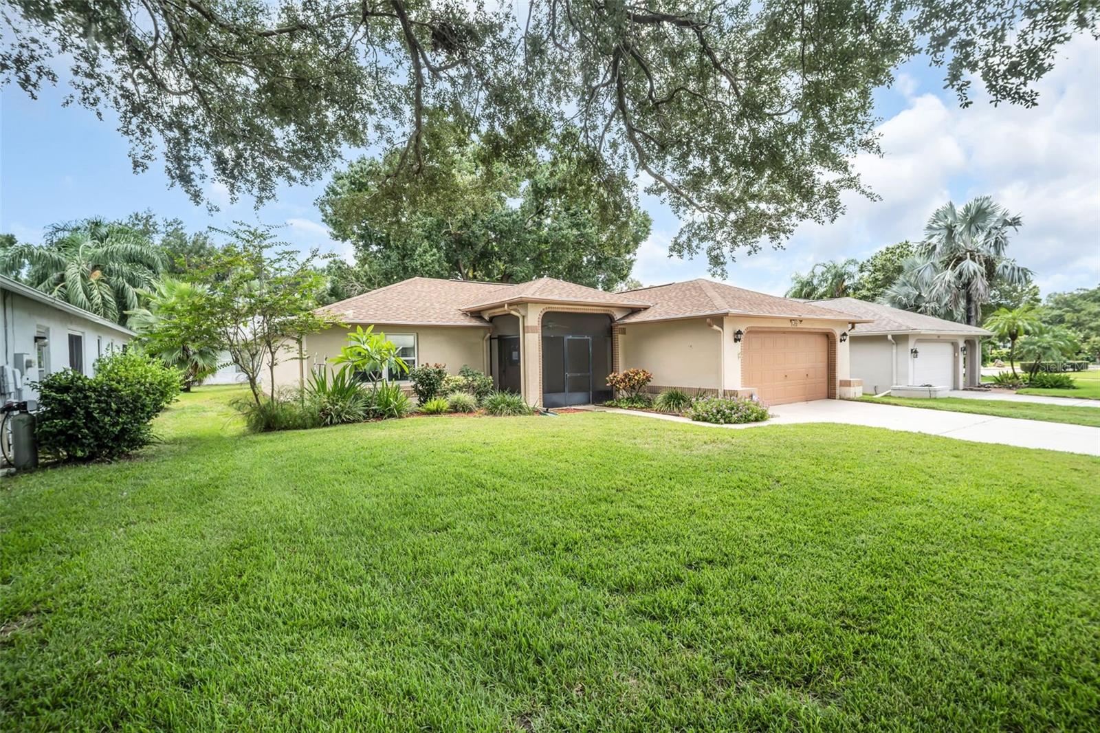 3972 TARPON POINTE CIRCLE