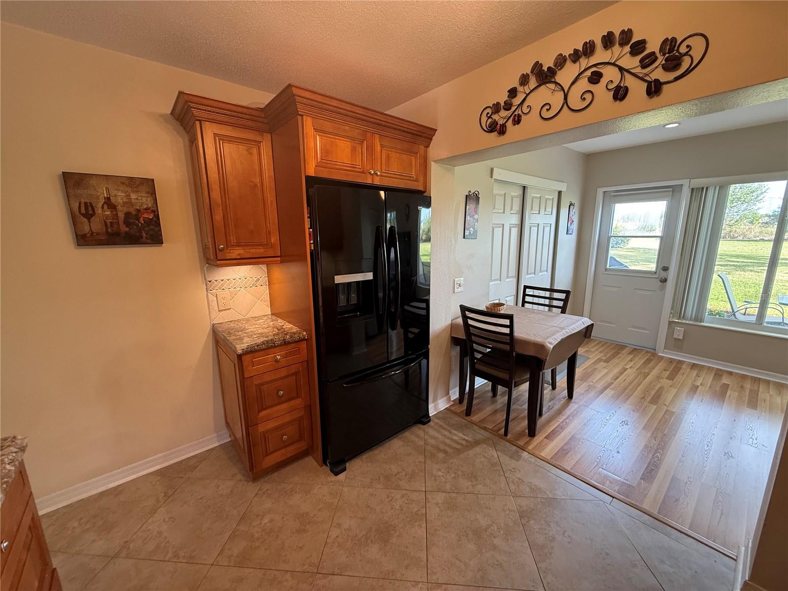 ON TOP OF THE WORLD - Residential