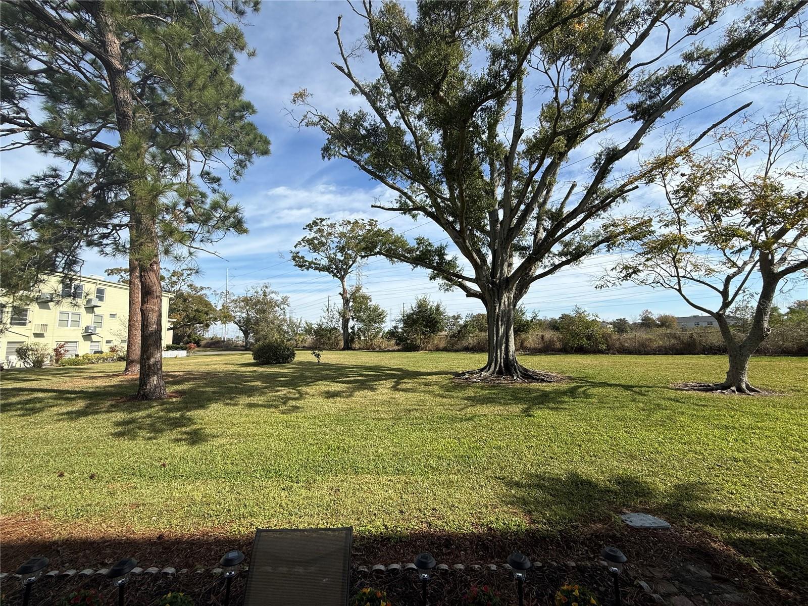 ON TOP OF THE WORLD - Residential