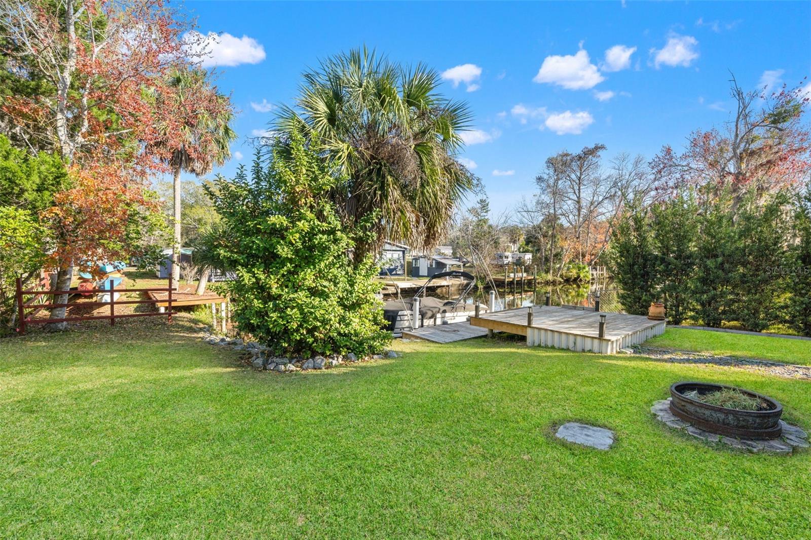 WEEKI WACHEE GARDENS - Residential