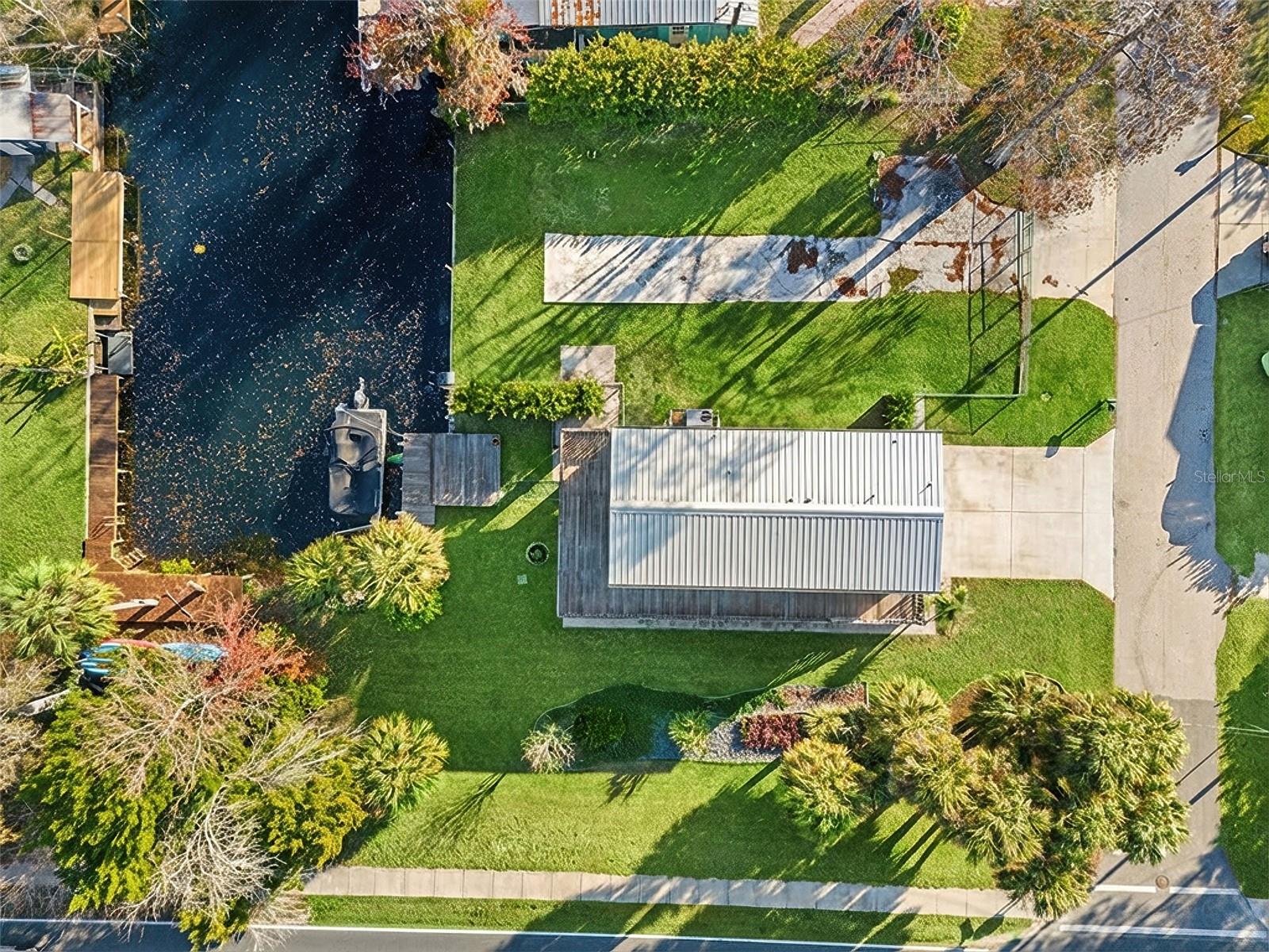 WEEKI WACHEE GARDENS - Residential