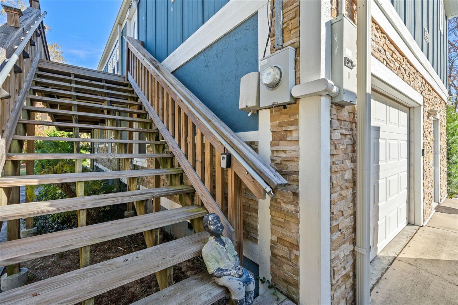 WEEKI WACHEE GARDENS - Residential