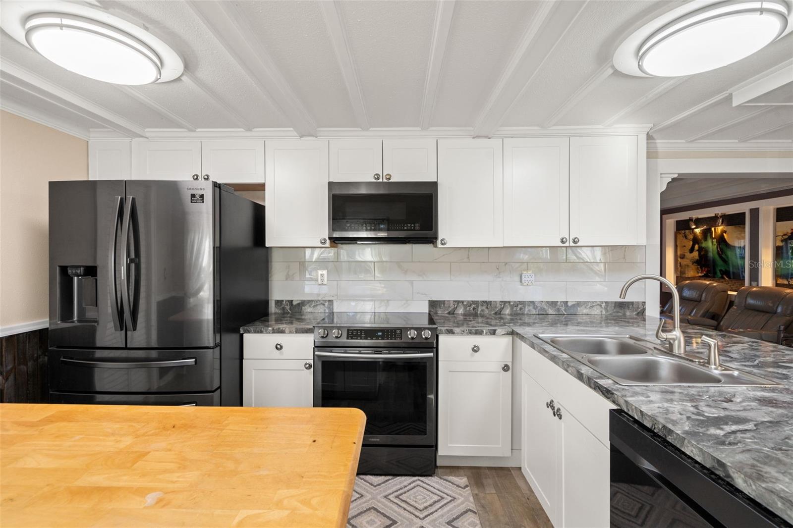 WEEKI WACHEE GARDENS - Residential