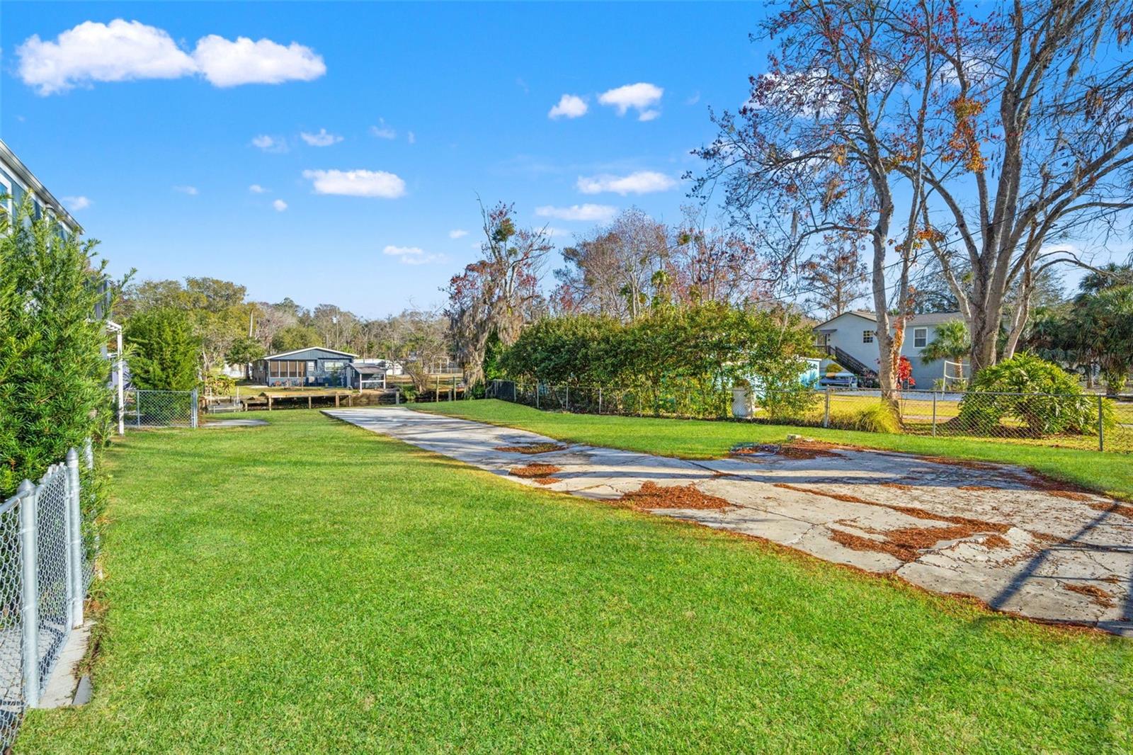 WEEKI WACHEE GARDENS - Residential