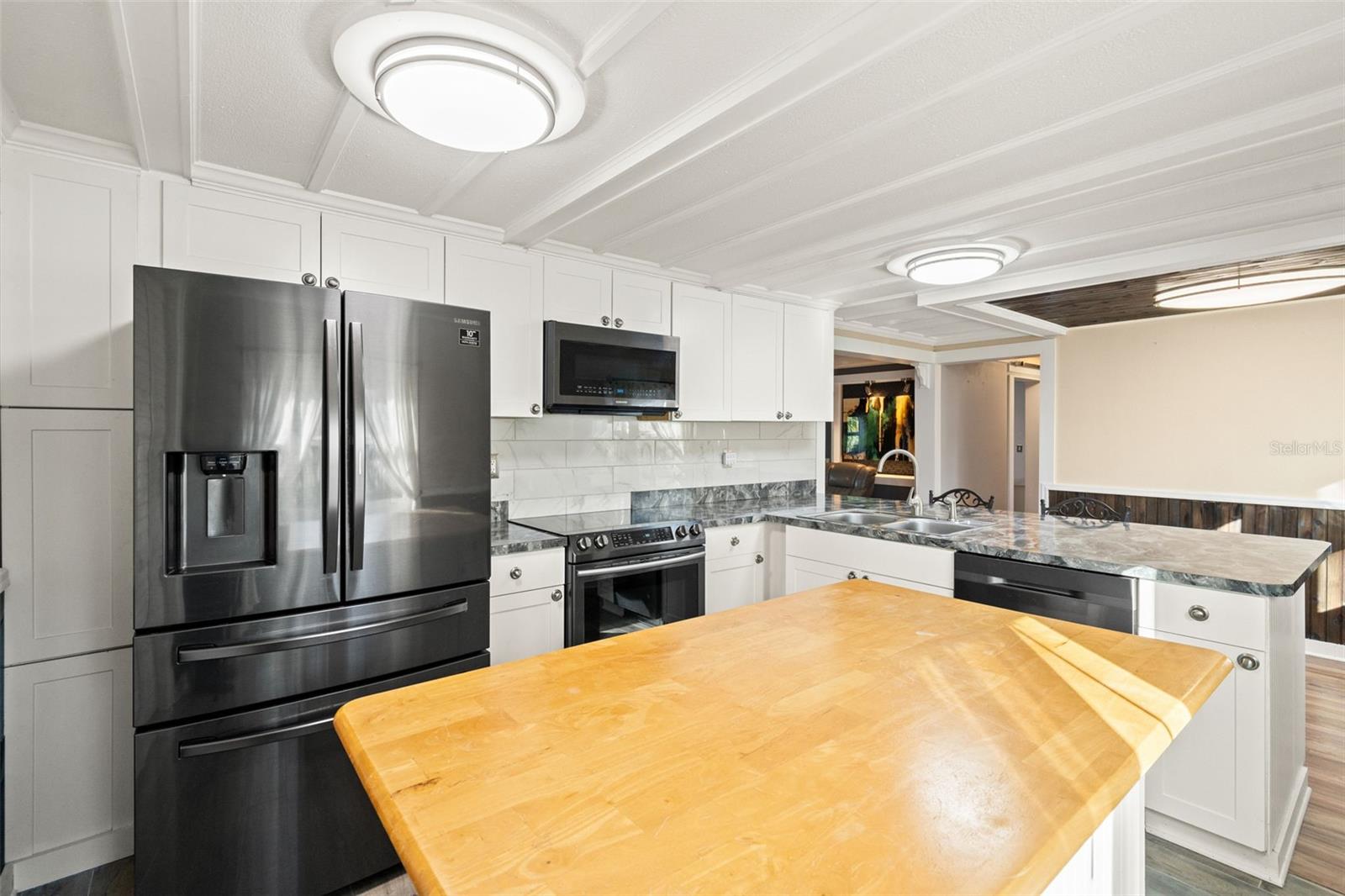 WEEKI WACHEE GARDENS - Residential