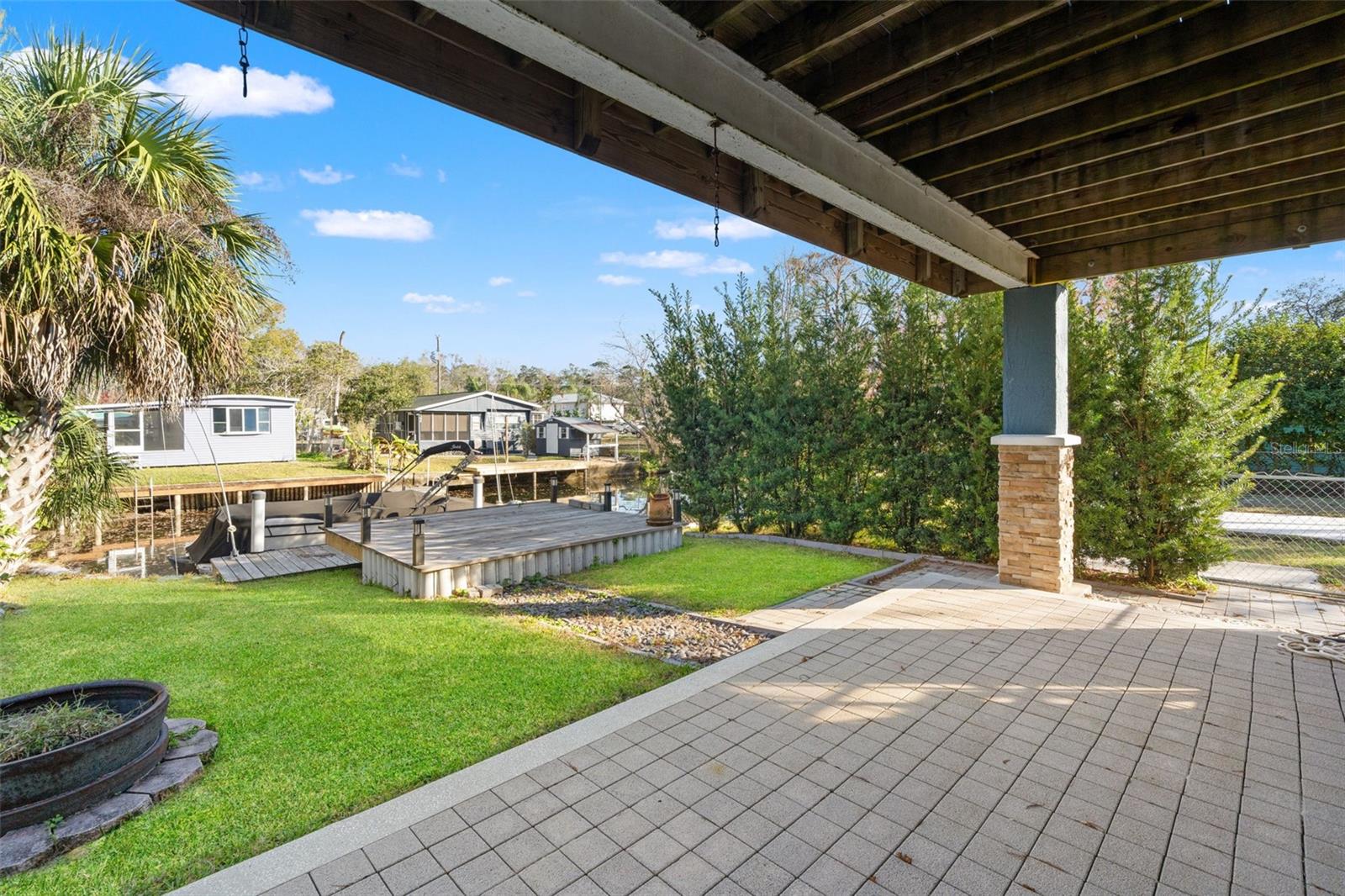 WEEKI WACHEE GARDENS - Residential