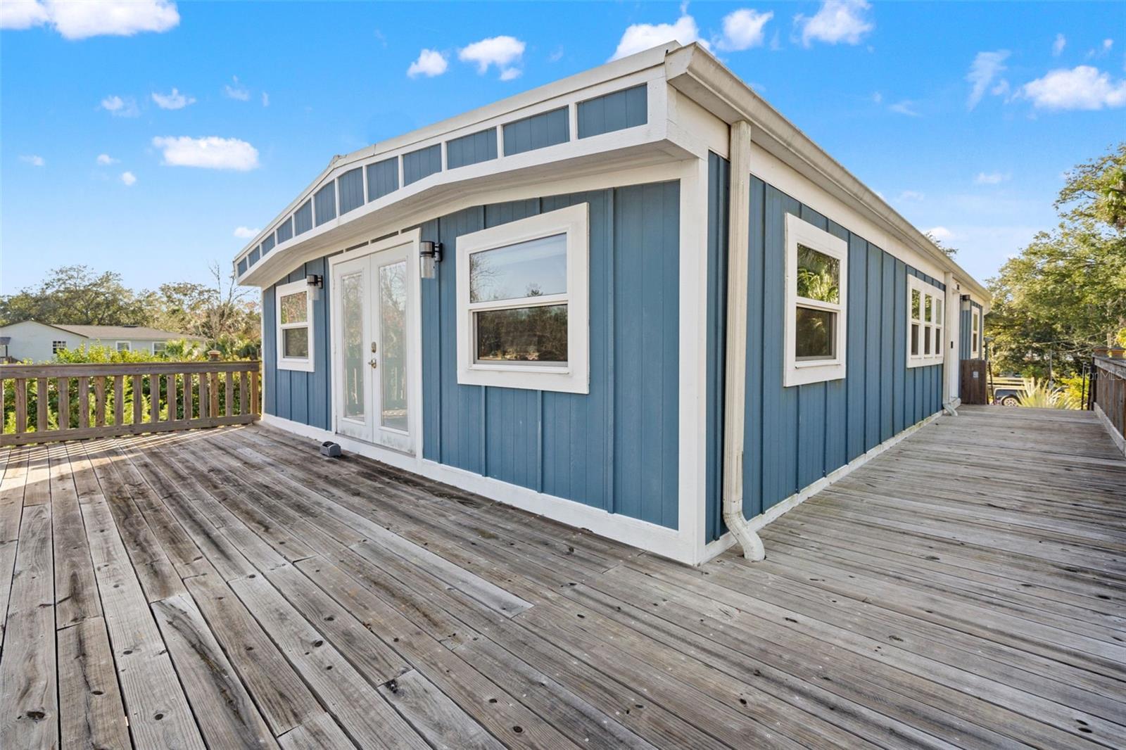 WEEKI WACHEE GARDENS - Residential